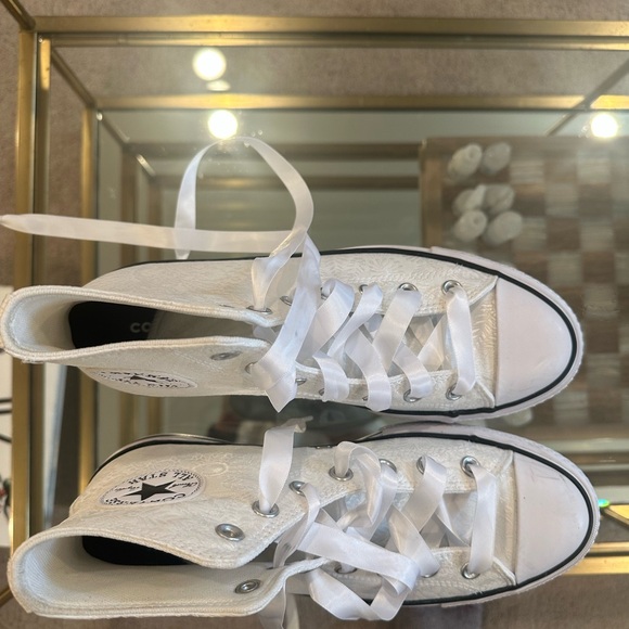 Converse “Just Married” Shoes Size 8.5 Worn Once for Wedding - Picture 2 of 12
